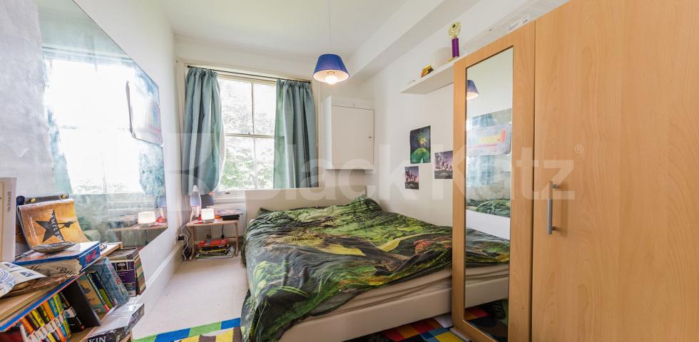 			CENTRAL ZONE 1 LOCATION!, 2 Bedroom, 1 bath, 1 reception Flat			 Leinster Square, BAYSWATER